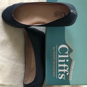 Cliff by White Mountain Loafers